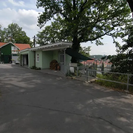 Schoene Hoehe Apartment *